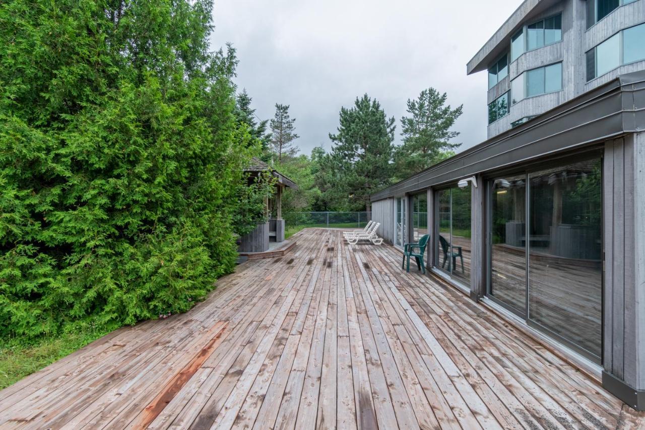 Condo Avec Parc Aquatique ! Beaupré Zewnętrze zdjęcie
