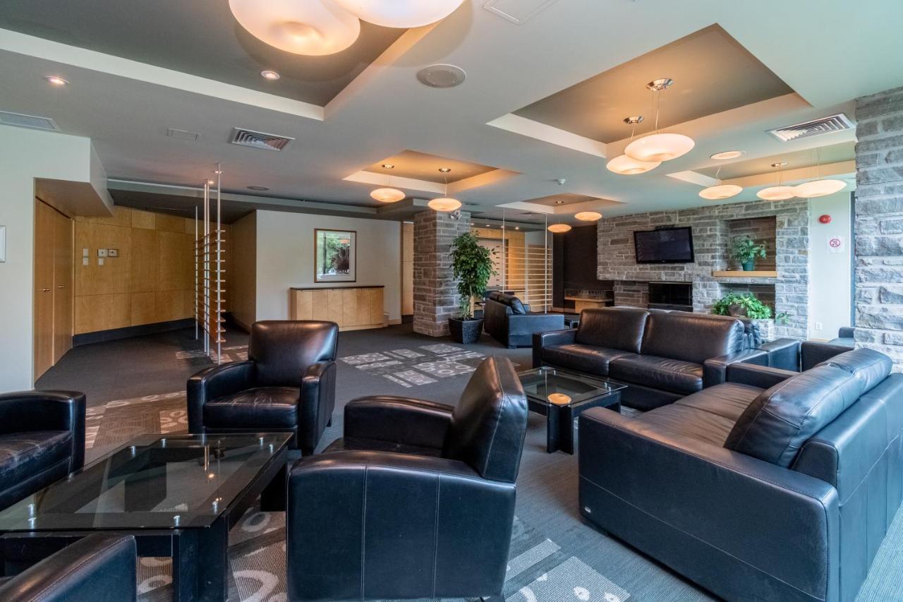 Condo Avec Parc Aquatique ! Beaupré Zewnętrze zdjęcie
