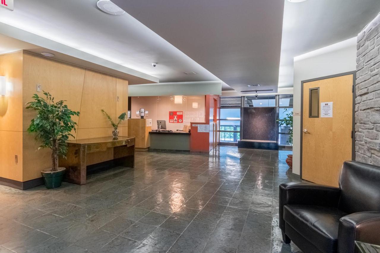 Condo Avec Parc Aquatique ! Beaupré Zewnętrze zdjęcie