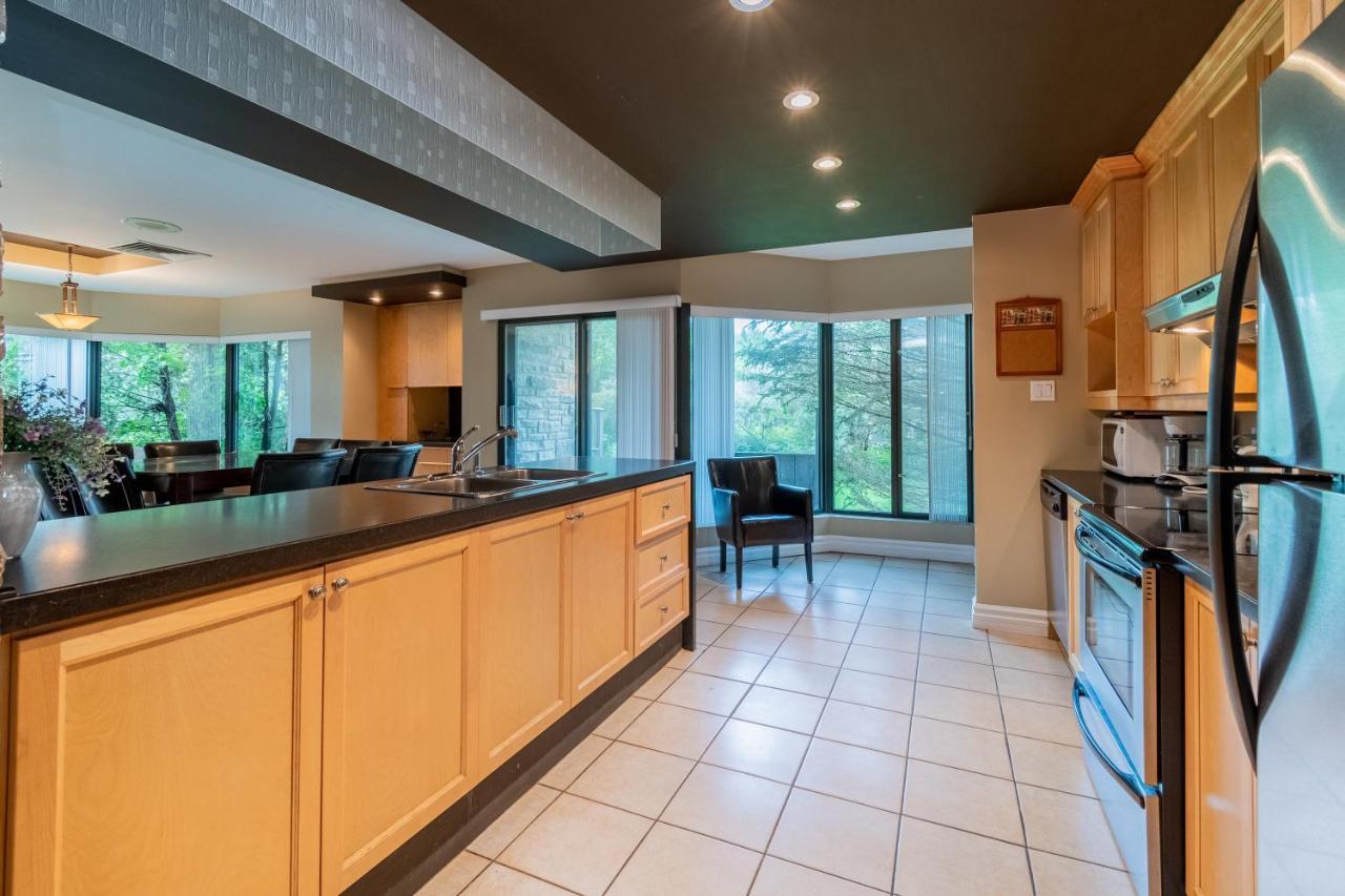 Condo Avec Parc Aquatique ! Beaupré Zewnętrze zdjęcie