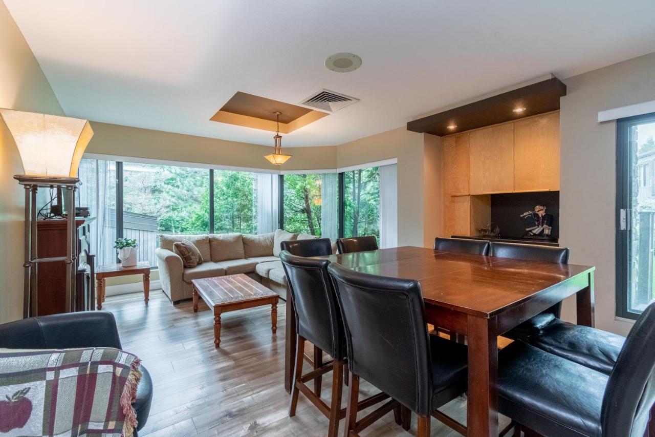 Condo Avec Parc Aquatique ! Beaupré Zewnętrze zdjęcie